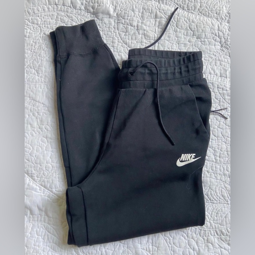 Nike Sweatpants